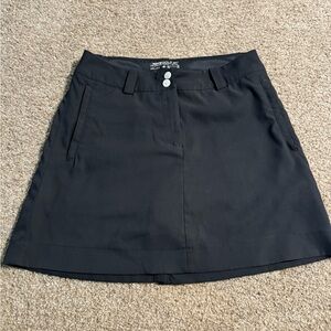 Nike Golf size 4 Dri-Fit SKORT Skirt/shorts Tour Performance BLACK